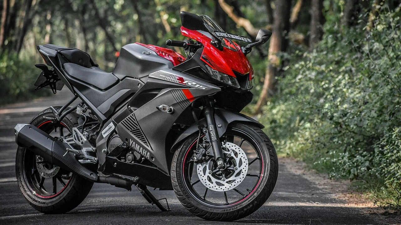 Yamaha R15